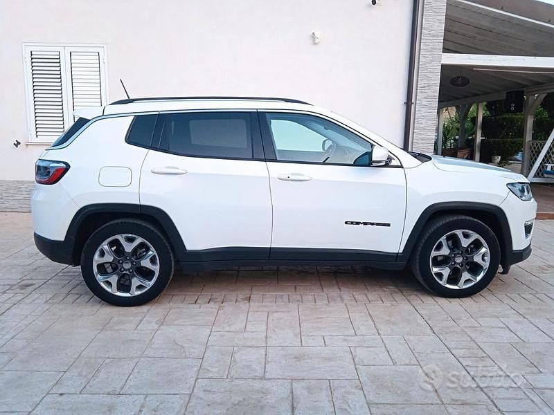 Usata Jeep Compass 120 CV (88 kW) 2019 Bianco SUV