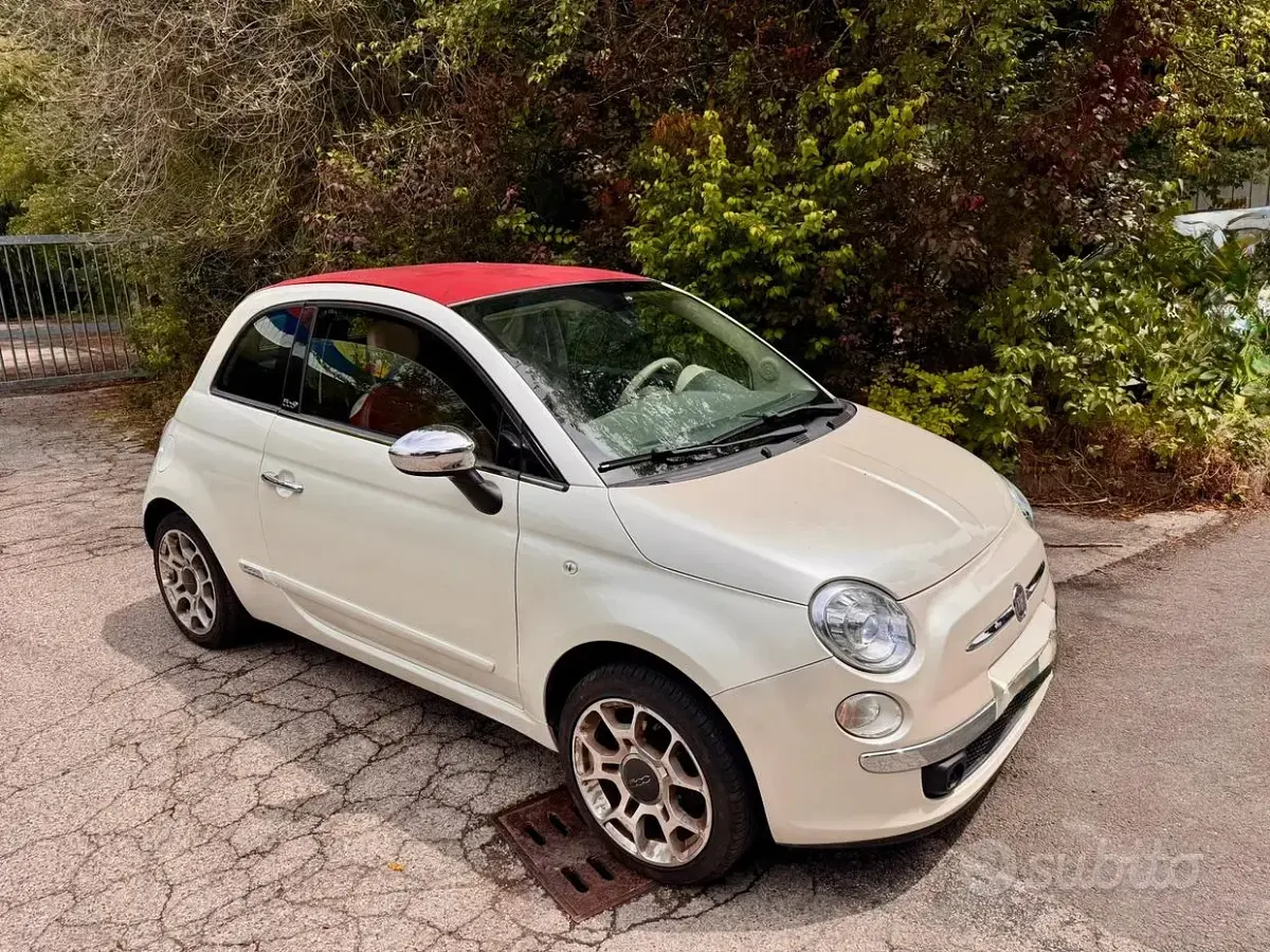 Usata Fiat 500 100 CV (73 kW) 2011 Bianco Cabrio