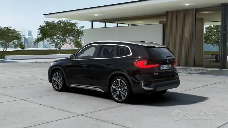 Ny BMW iX1 Comfort Edition 150 kW (204 HK) 2026 Svart SUV