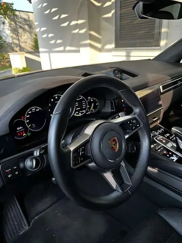 Usata Porsche Cayenne Platinum Edition 340 CV (250 kW) 2022 Blu/azzurro SUV
