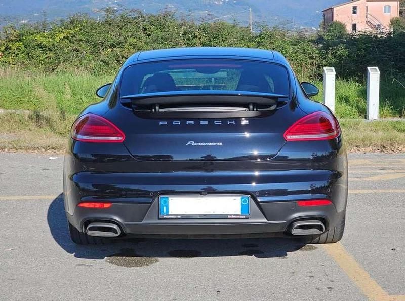 Usata Porsche Panamera Edition 300 CV (220 kW) 2015 Nero Utilitaria