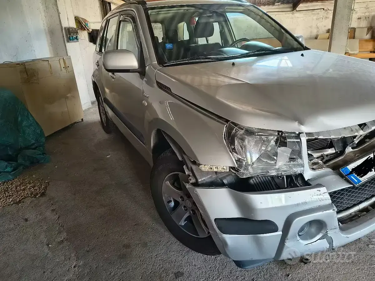 Usata Suzuki Grand Vitara 129 CV (94 kW) 2008 SUV