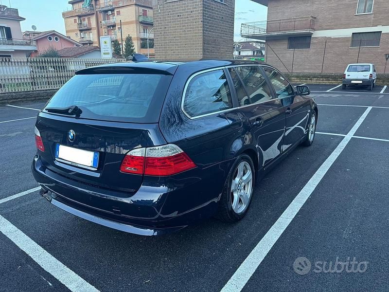 Usata BMW 525 218 CV (160 kW) 2009 Blu Station wagon