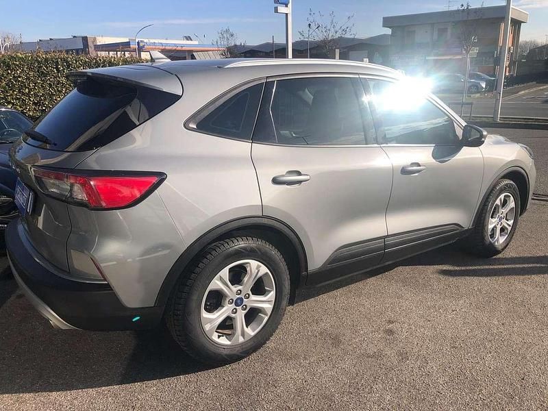 Usata Ford Kuga Business Edition 120 CV (88 kW) 2021 Argento SUV
