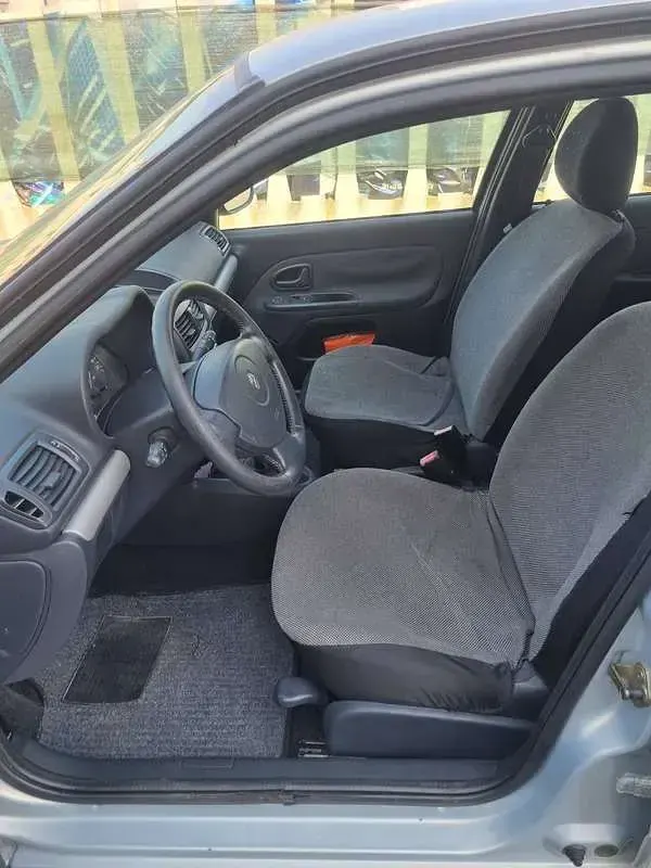 Usata Renault Clio II 58 CV (42 kW) 2003 Berlina