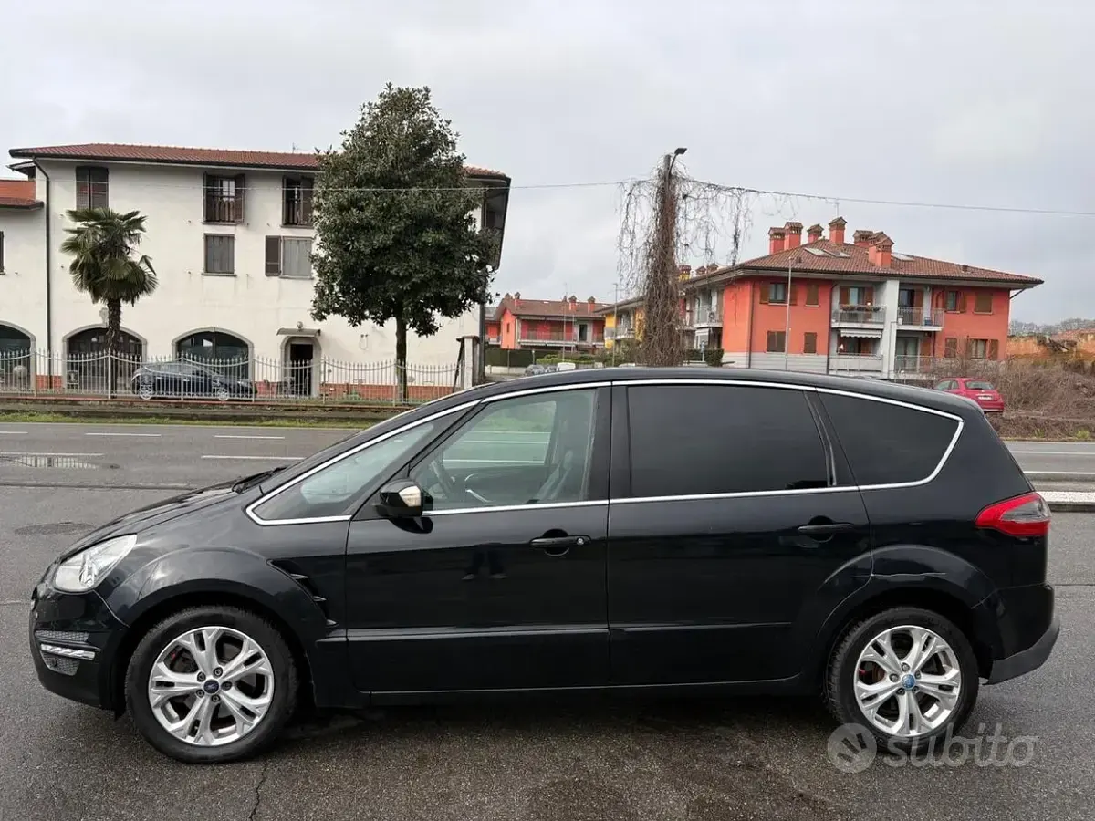 Usata Ford S-MAX Titanium 175 CV (128 kW) 2010 Nero Monovolume