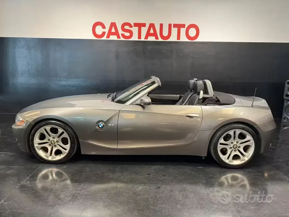 Usata BMW Z4 231 CV (169 kW) 2004 Grigio Cabrio