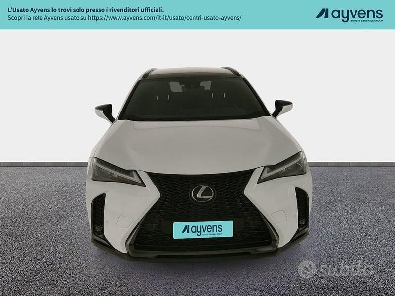 Usata Lexus UX 250h 152 CV (111 kW) 2023 Bianco SUV