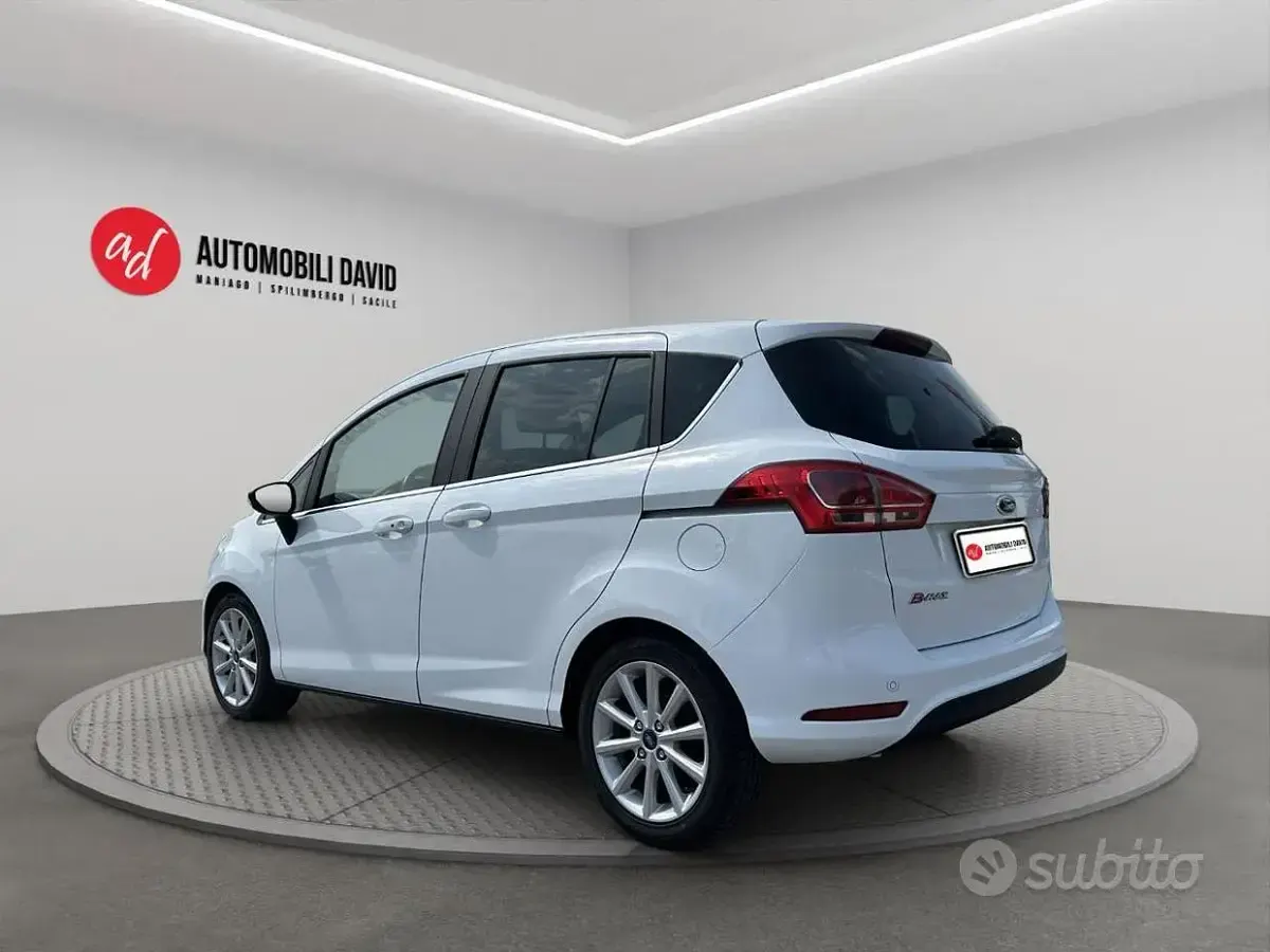 Usata Ford B-MAX Titanium 75 CV (55 kW) 2015 Bianco Monovolume