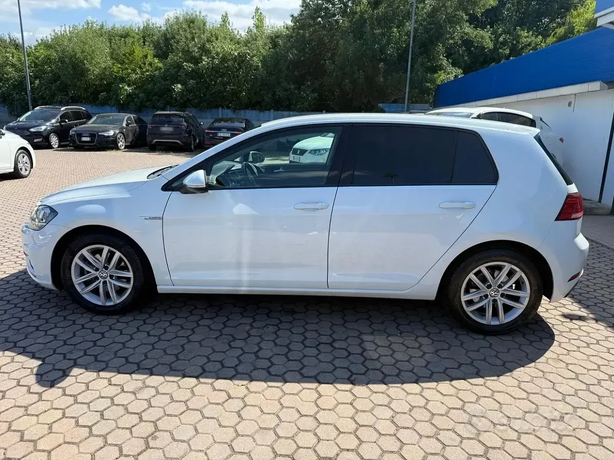 Usata VW Golf VII Business 131 CV (96 kW) 2019 Bianco Berlina