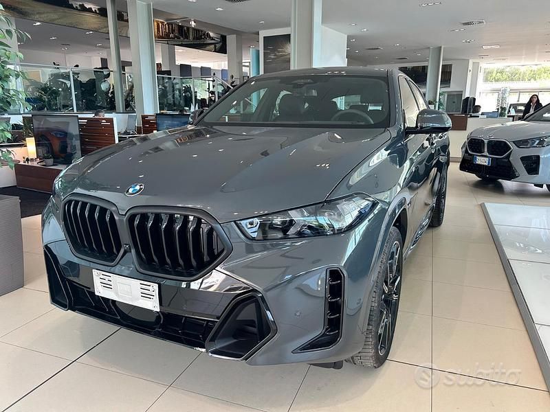 Usata BMW X6 2025 Grigio SUV