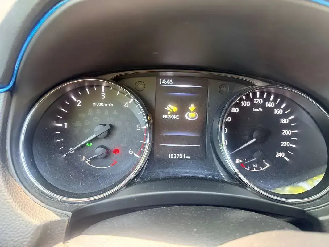 Usata Nissan Qashqai 110 CV (80 kW) 2016 Grigio SUV