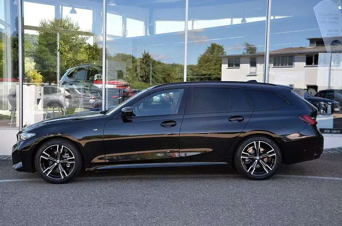 Usata BMW 320 M Sport 190 CV (139 kW) 2025 Nero Station wagon