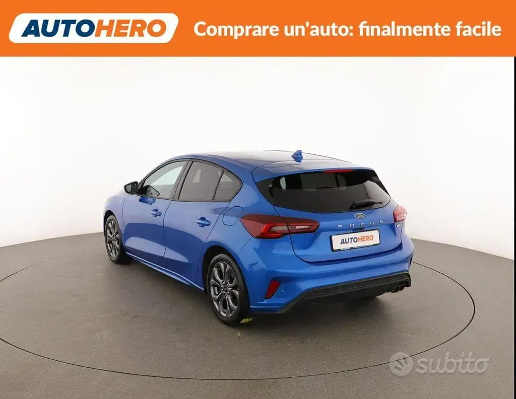 Usata Ford Focus ST-Line 125 CV (91 kW) 2023 Blu Berlina