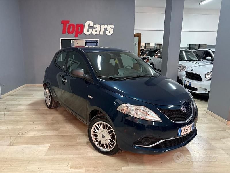 Bianco Usata 2017 Lancia Ypsilon Gold Utilitaria | 6490 € (Super prezzo) - Immagine 1/4
