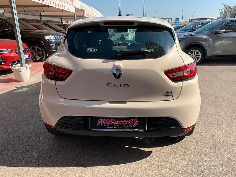 Usata Renault Clio IV 90 CV (66 kW) 2015 Beige Berlina