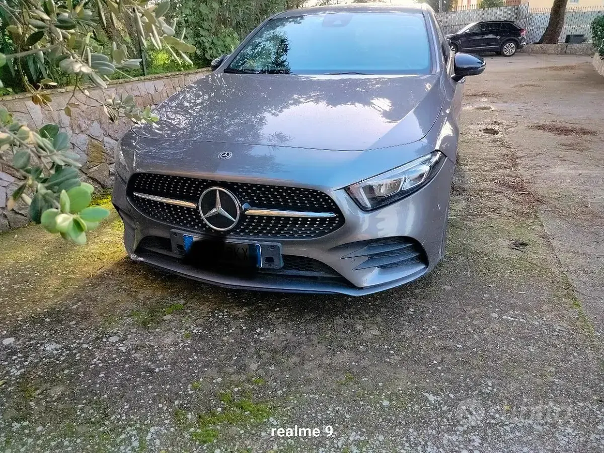 Usata Mercedes 200 Premium 163 CV (119 kW) 2019 Marrone Berlina