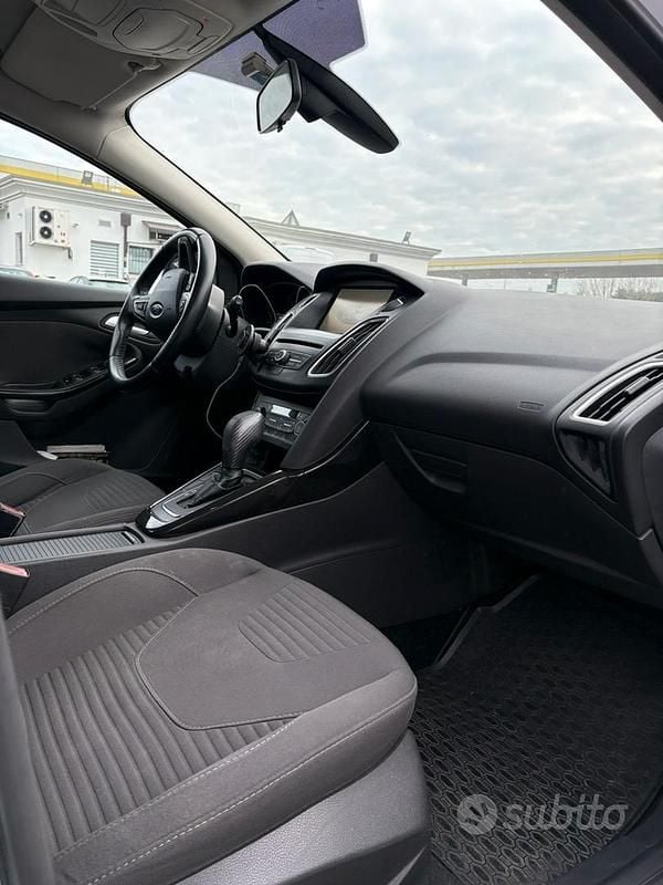 Usata Ford Focus Titanium S 120 CV (88 kW) 2016 Bianco Berlina