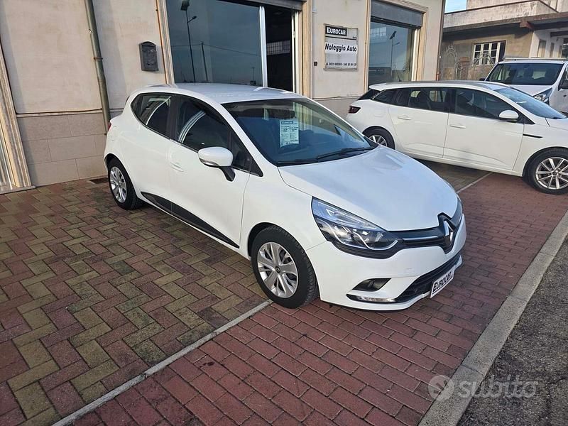 Usata Renault Clio IV Business 75 CV (55 kW) 2018 Bianco Berlina