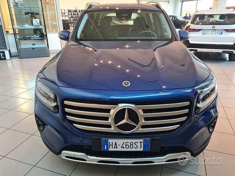 Usata Mercedes GLB200 Advanced 149 CV (109 kW) 2025 Blu SUV