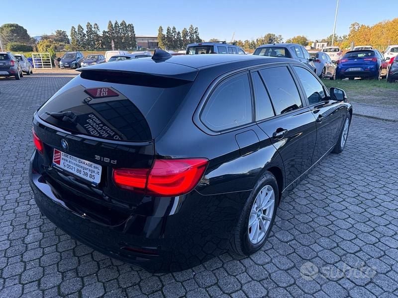 Usata BMW 318 Efficient Dynamics 150 CV (110 kW) 2016 Nero Station wagon