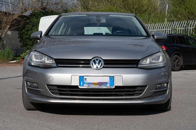 Usata VW Golf VII Highline 105 CV (77 kW) 2014 Argento Berlina