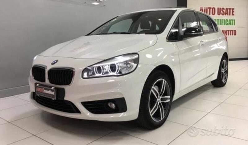 Usata BMW 220 Active Tourer Sport Line 190 CV (139 kW) 2015 Bianco Monovolume