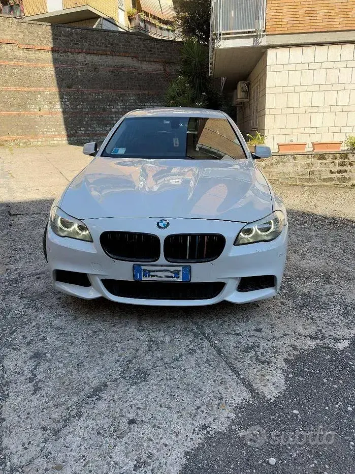 Usata BMW 530 M Sport 258 CV (189 kW) 2012 Bianco Station wagon