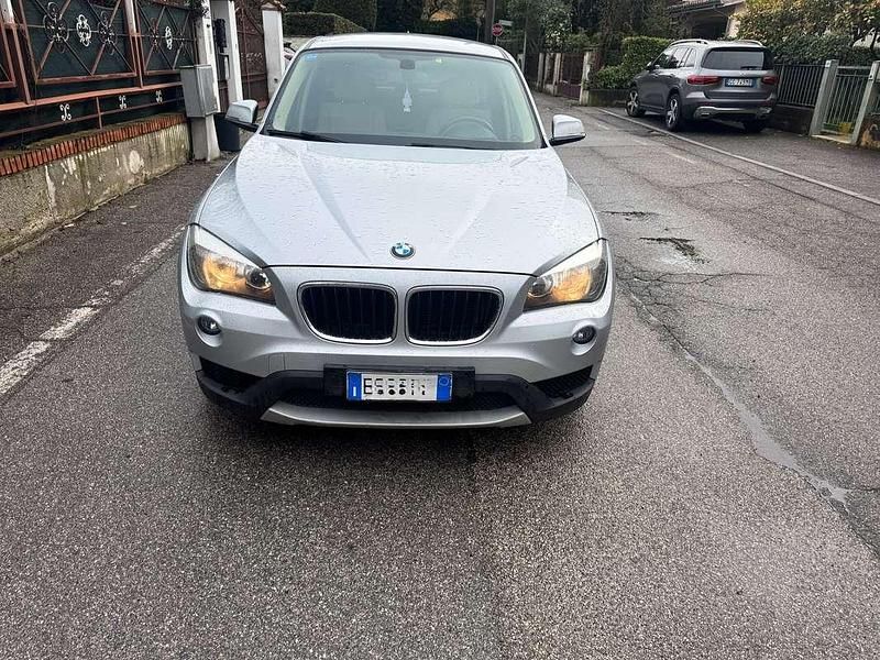 Usata BMW X1 Efficient Dynamics 143 CV (105 kW) 2013 Argento SUV