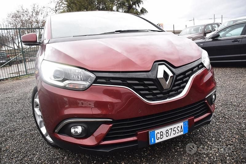Usata Renault Grand Scénic IV 120 CV (88 kW) 2020 Rosso Monovolume