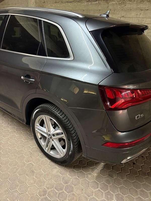 Usata 2019 Audi Q5 S-line plus SUV | 35.500 € (Cara) - Immagine 1/4