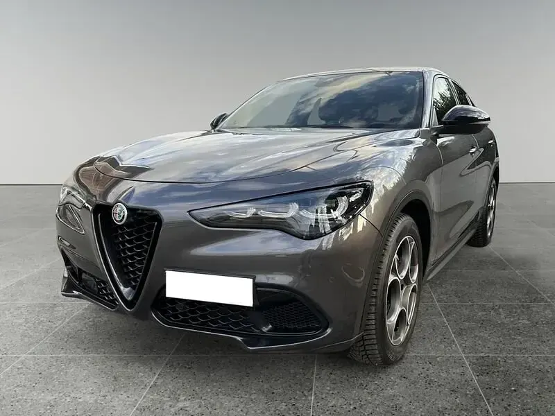 Usata Alfa Romeo Stelvio Sprint 210 CV (154 kW) 2023 SUV