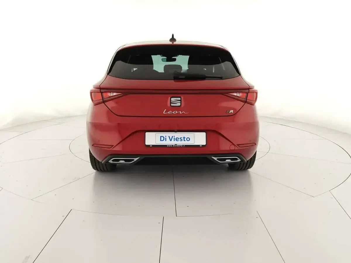 Usata Seat Leon FR 190 CV (139 kW) 2023 Rosso desire Berlina