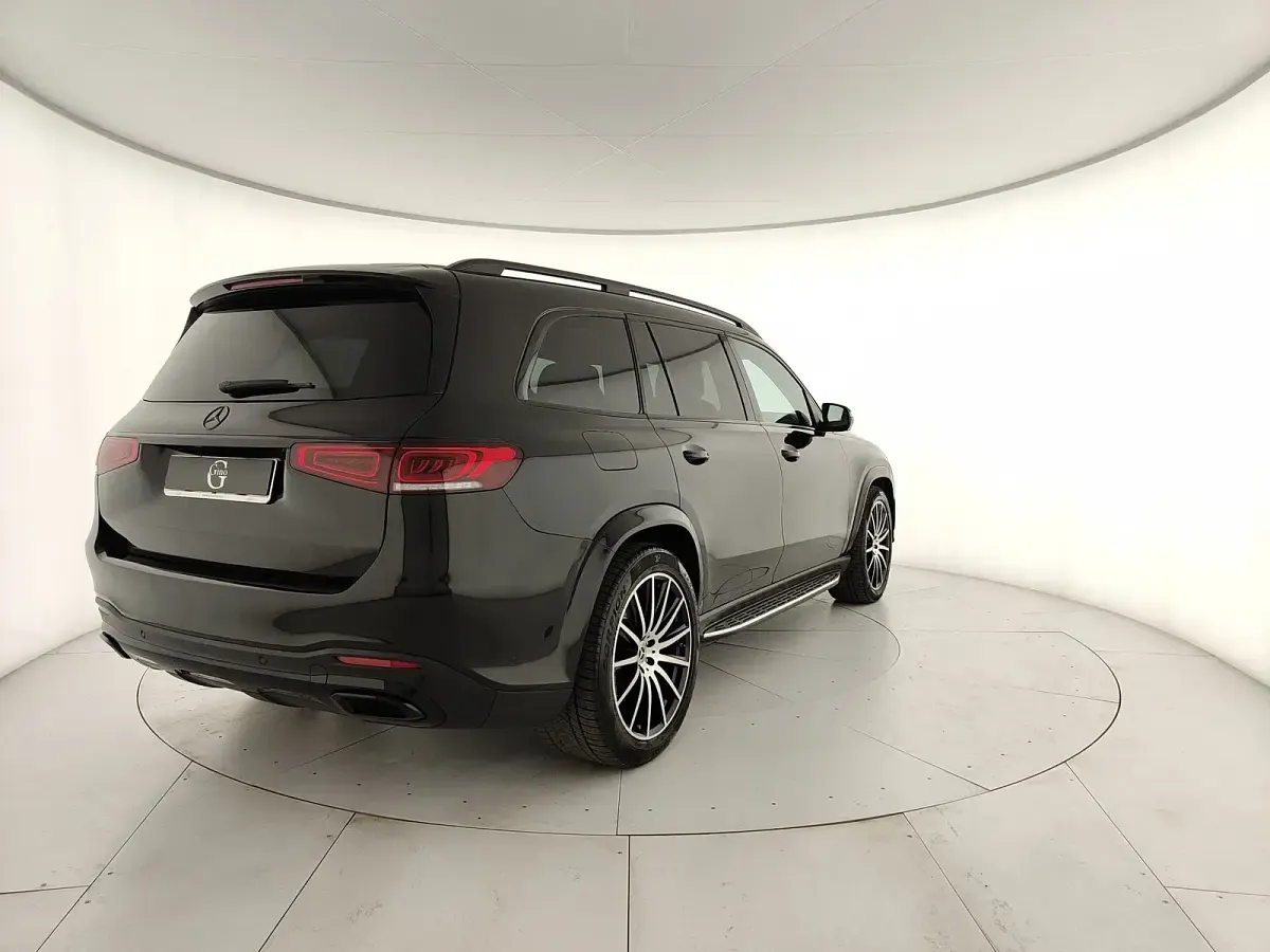 Usata Mercedes GLS400 Premium Plus 330 CV (242 kW) 2023 Nero SUV