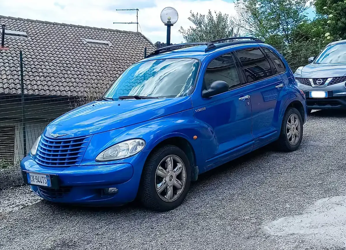 Usata Chrysler PT Cruiser Limited 121 CV (88 kW) 2004 Blu Berlina