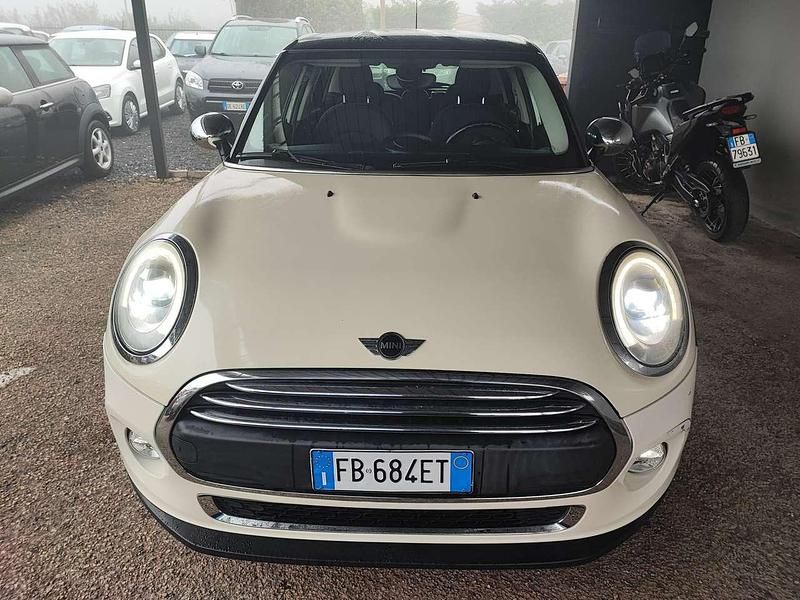 Usata Mini One D 95 CV (69 kW) 2015 Beige Utilitaria