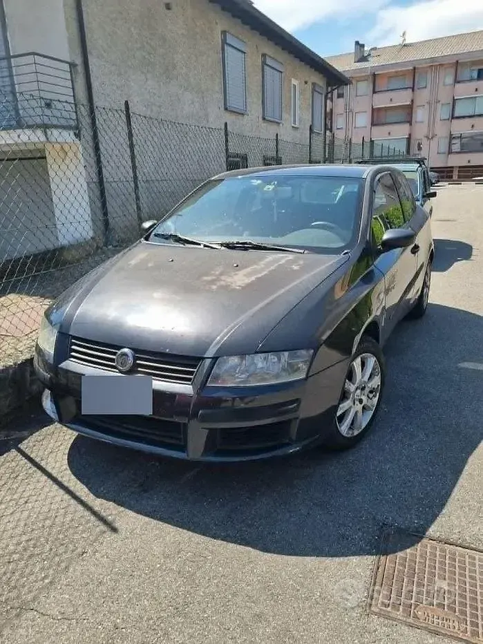 Usata Fiat Stilo 116 CV (85 kW) 2003 Nero Berlina