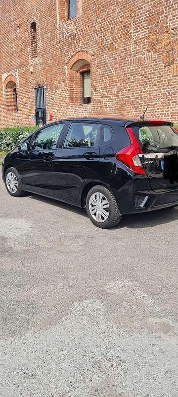 Usata Honda Jazz Trend 102 CV (75 kW) 2016 Nero Utilitaria