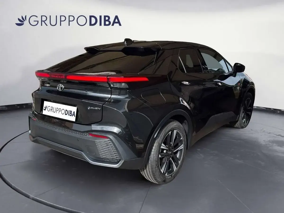 Ny Toyota C-HR Trend 223 HK (164 kW) 2026 Sort SUV