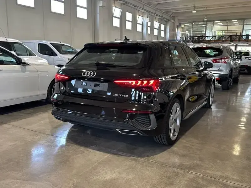 Usata Audi A3 Sportback e-tron S-Line 150 CV (110 kW) 2024 Utilitaria