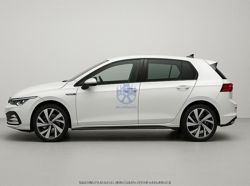 Usata VW Golf VIII GTE 245 CV (180 kW) 2022 Bianco Utilitaria