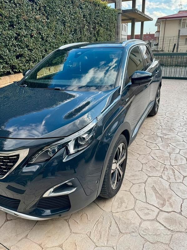 Usata Peugeot 3008 GT-line 131 CV (96 kW) 2019 Nero SUV