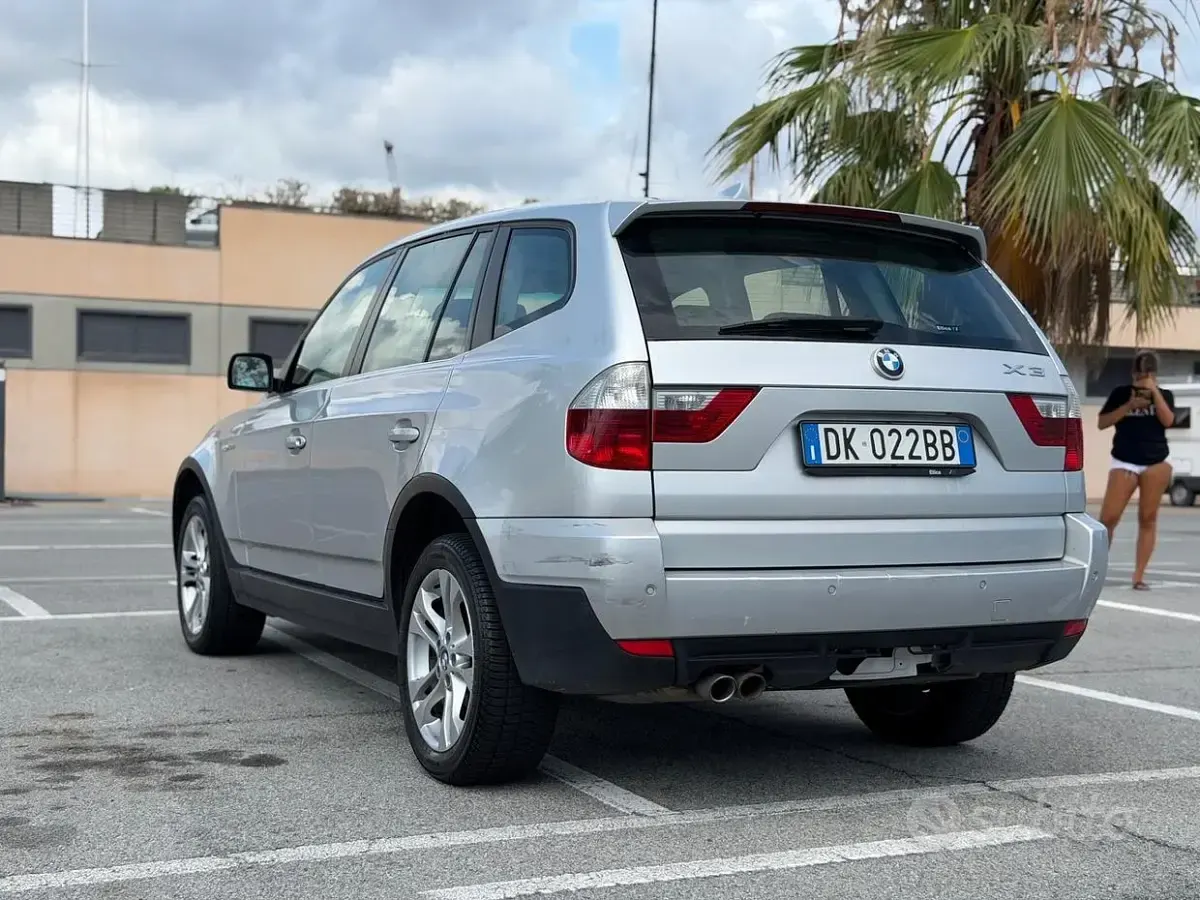 Usata BMW X3 218 CV (160 kW) 2007 Grigio SUV