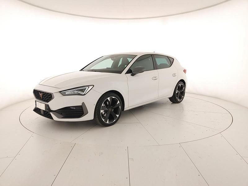 Usata Cupra Leon 150 CV (110 kW) 2023 Bianco candy Berlina