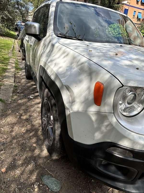 Usata Jeep Renegade Limited 140 CV (102 kW) 2016 SUV
