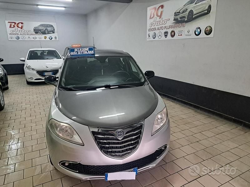 Usata Lancia Ypsilon S 85 CV (62 kW) 2011 Grigio Utilitaria