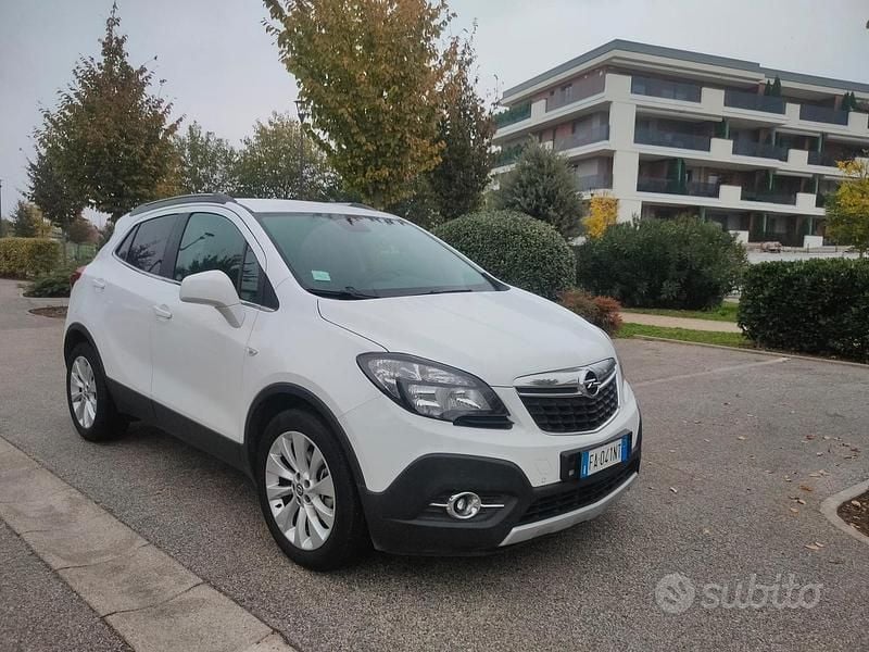 Bianco Usata 2015 Opel Mokka SUV | 8444 € (Buon prezzo) - Immagine 1/4