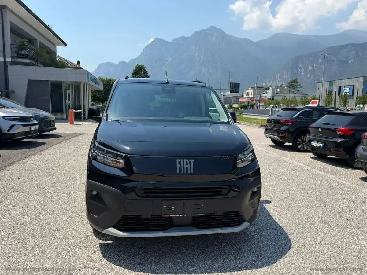 Nuova Fiat Qubo La Prima 131 CV (96 kW) 2026 Nero Monovolume