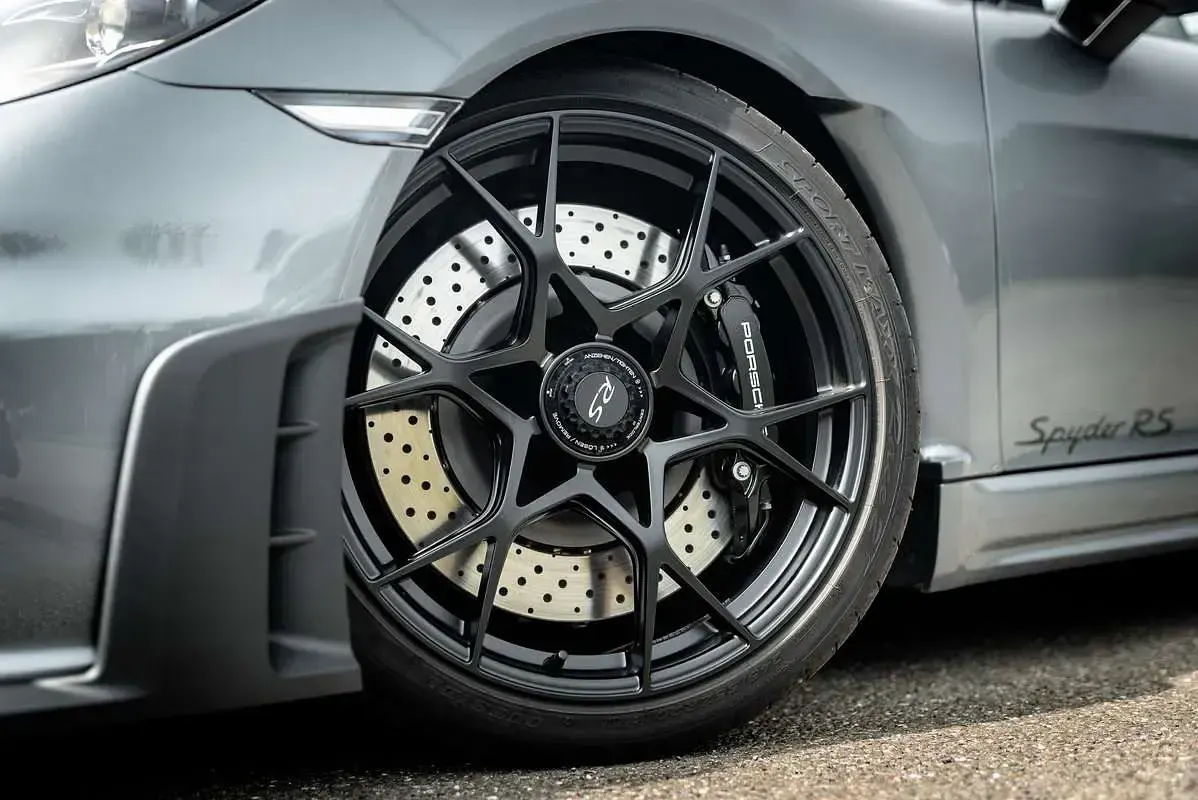 Usata Porsche 718 Spyder RS 500 CV (367 kW) 2024 Grigio Cabrio
