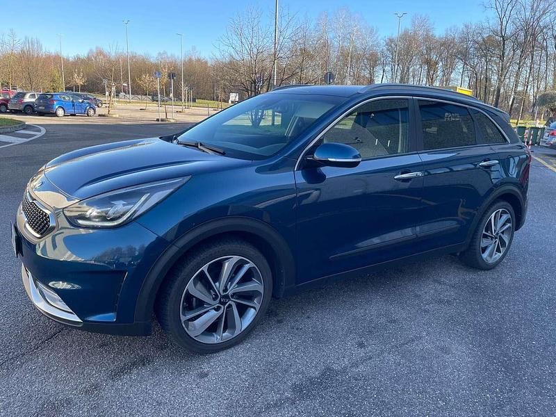 Usata Kia Niro 105 CV (77 kW) 2018 Blu SUV